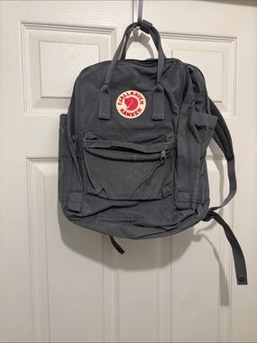 FJallraven Kanken Backpack